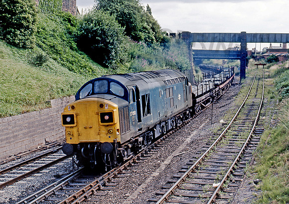 37050 Kingswinford  180786 BR221