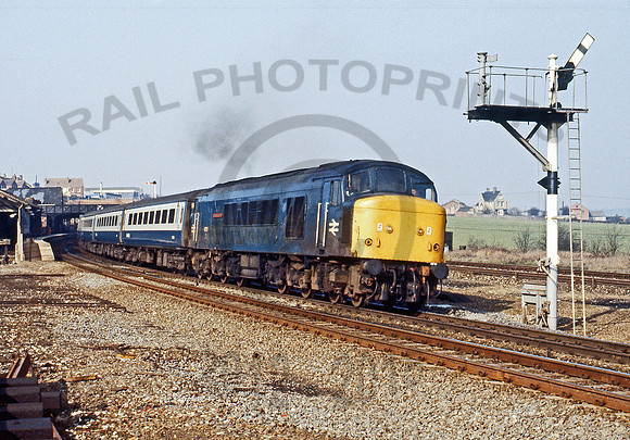 45111  Wellingborough 080383  BR250
