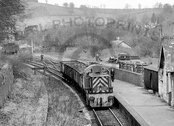 D9521-Y-Dudbridge-040366-HB696EU