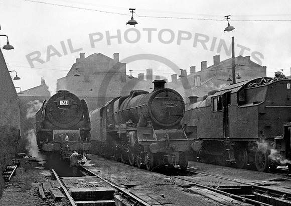 Crewe North 45552  1960 KLC698