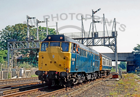 31426-Y-Rhyl-0689-CW775