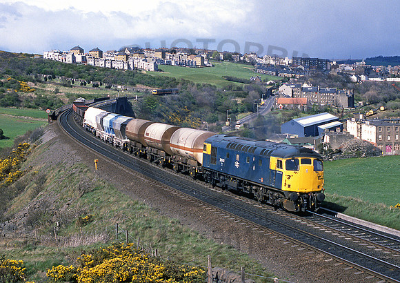 26043-Y-Inverkeithing-250489- JC003-1