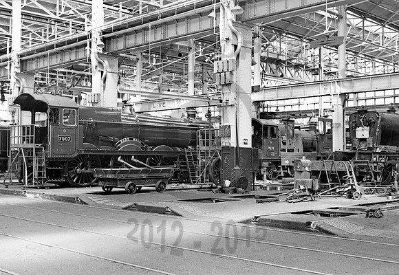 7907 Swindon Works 280763  HB305