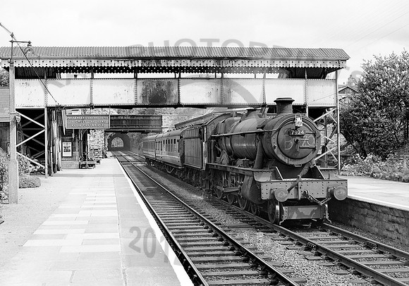7924 Bradford upon Avon 100863  HB324