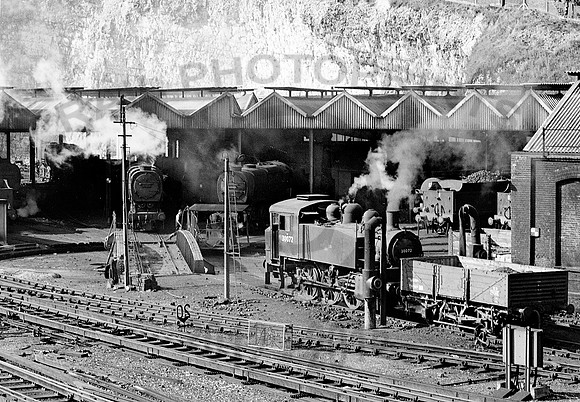 Guildford Shed 110863  HB321