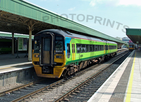 158844 Cardiff 040804-JC1