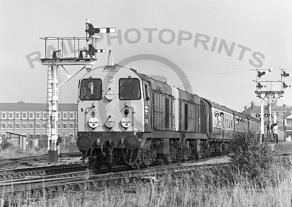 20016-20077-Skegness-180982-JC151