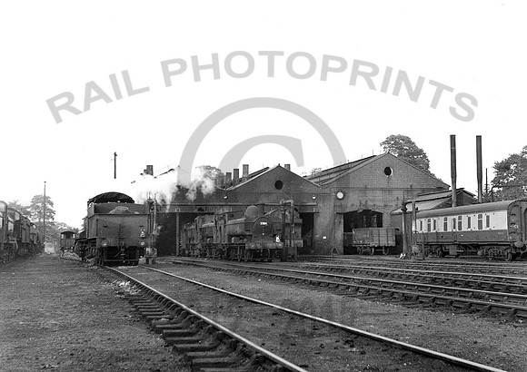 Westbury Depot-Y-0756-RPC195
