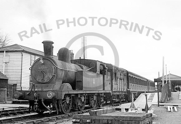 69369 Princes Risborough 1951  RPC 150