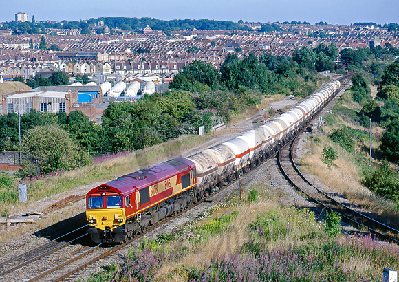 66081 Narroways  270799  JC331