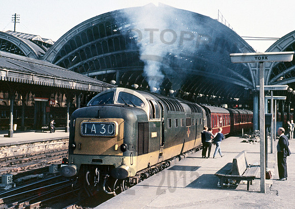 D9004-Y-York-0962-CW072