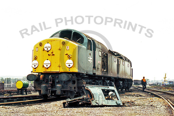 40037-Swindon-Works-311083-GE-1