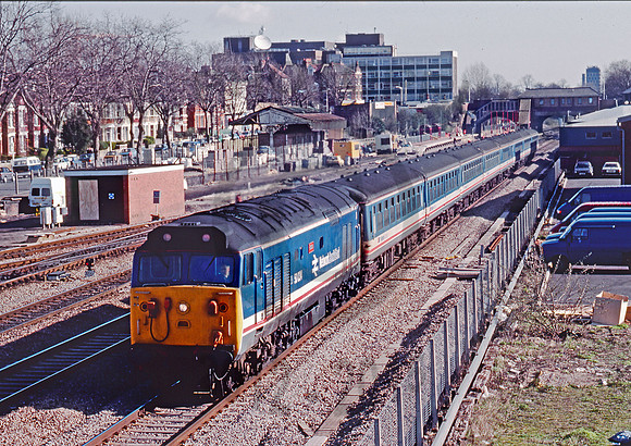 50034   West Ealing 030390  BR     CR007