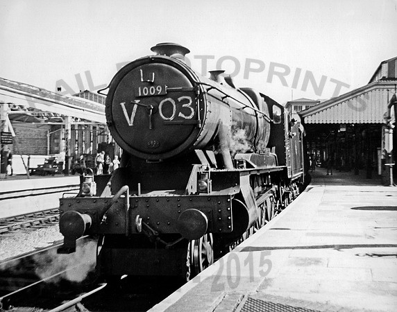1009-Y-BathSpa-0860-JC10