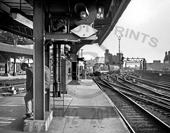 Deltic-1A35-Newcastle-mid-1960s_GE55