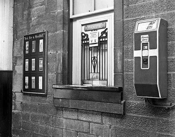 Trains-no-more-Hawick-ticket-office-1969_GE