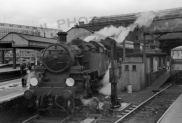 82xxx Waterloo 1966 JDC017