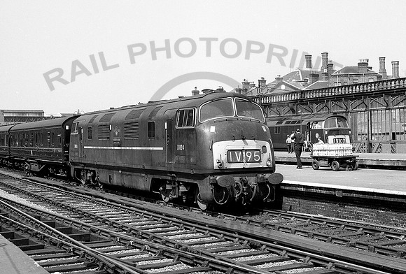 D824-Y-Shrewsbury-circa1963-AHB819