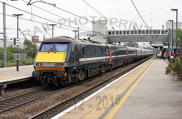 91130-Y-Newark-220708-JC131