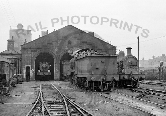 Gillingham - 150359 HB199