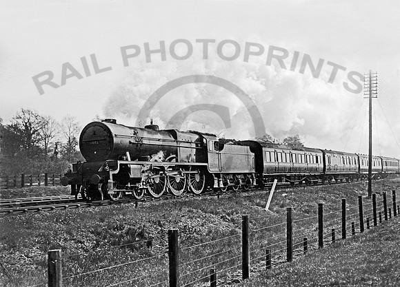 6141 Berkhampsted 1930 RPC920