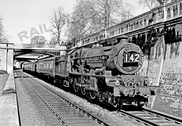 6015 Bath-090456-HB482R