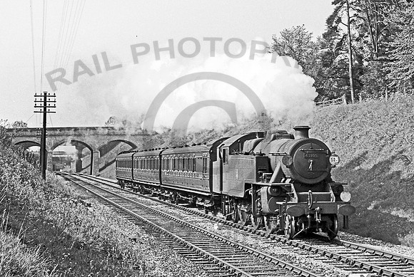 42105 East Grinstead LL100553 DC160