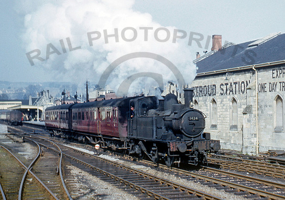 1424-Stroud-170362-RPC320