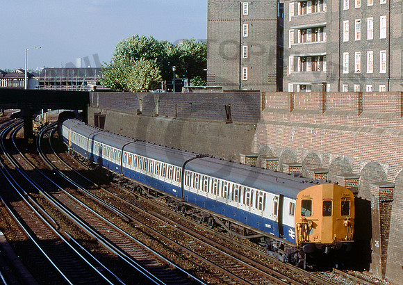 5441 Clapham Junction 010884 DM441