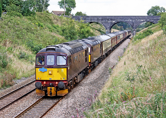 33207-33025-Y-Frome-230808-JC024