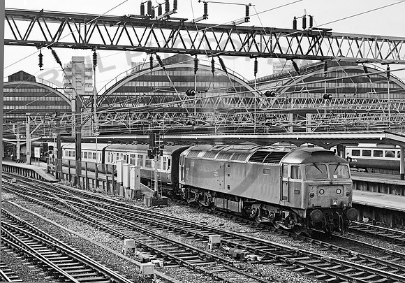 47557 Manchester Piccadilly 1986 CW450-1
