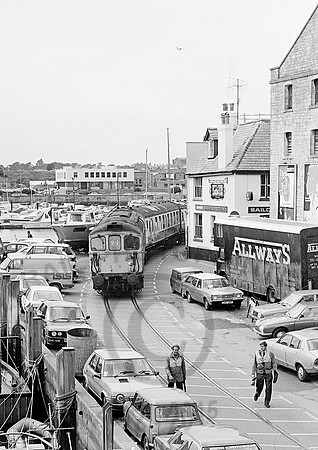 33112 Weymouth Quay 080685 JC862