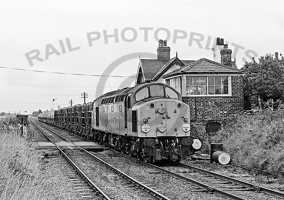 40082-Y-Dunham-Massey-240779-JC815