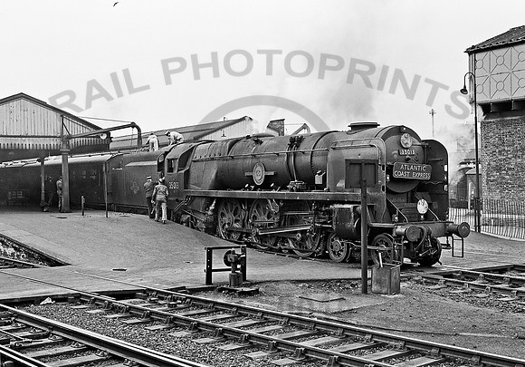 35013 Salisbury 0464 HB612