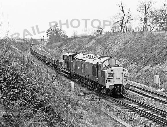 37095-NortonJunction-290178-JC1