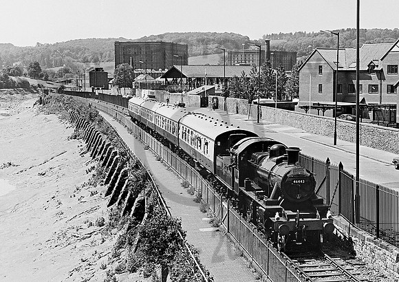 46443 Wapping Wharf Branch 310585 JC856