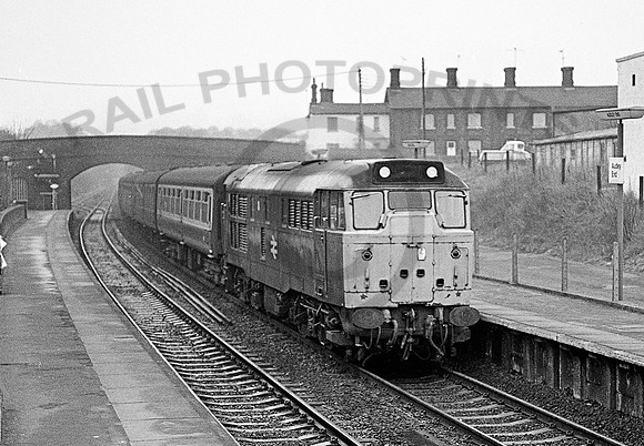 31183-Audley-End-120180-RP719