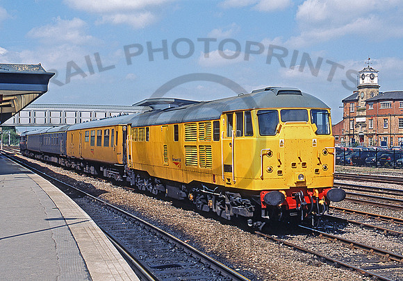 31105-Derby-040505-RPC513