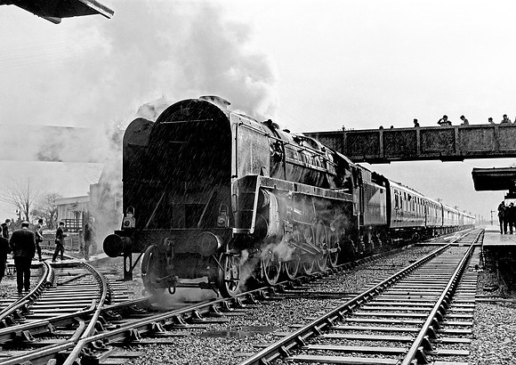 92243 Highbridge 010166 HB66A544