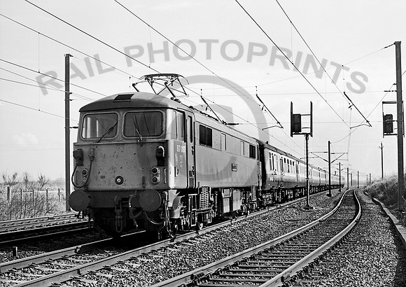 87017 Hest Bank 0382 CW264