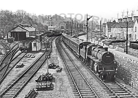 76027 Radstock 030465 HB65ER