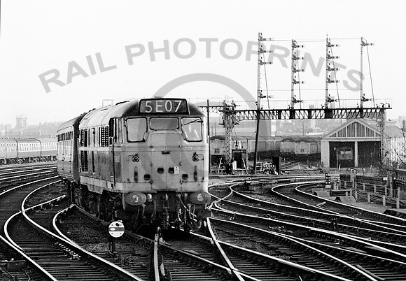 5625 Finsbury Park  110471  JM315