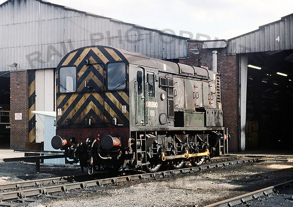 08890 Cricklewood  120377 GS407