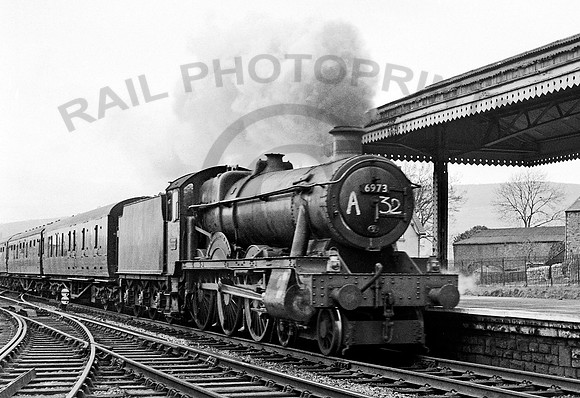 6973 Llantrisant  1960 RPC804