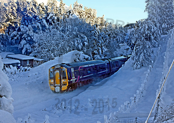 158701-Y-Slochd-281209-JC35