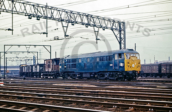 5501 Stratford 150469 RC-J501