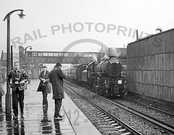 43106  Beattock 250267 KLC677