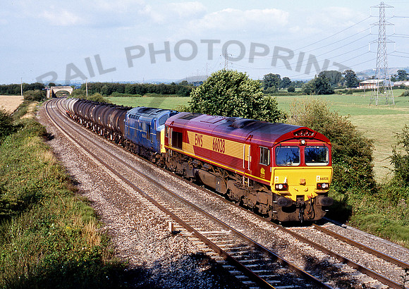 66028-37372-Y-Berkley-110800-JC33