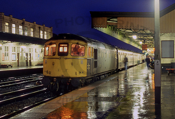 33064-Cardiff-130288-JC641