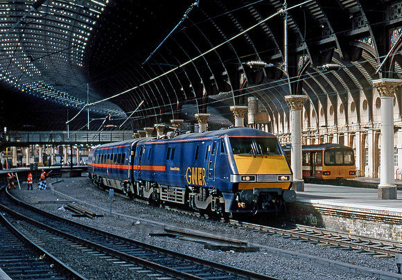 91124-Y-York-210503-JC793